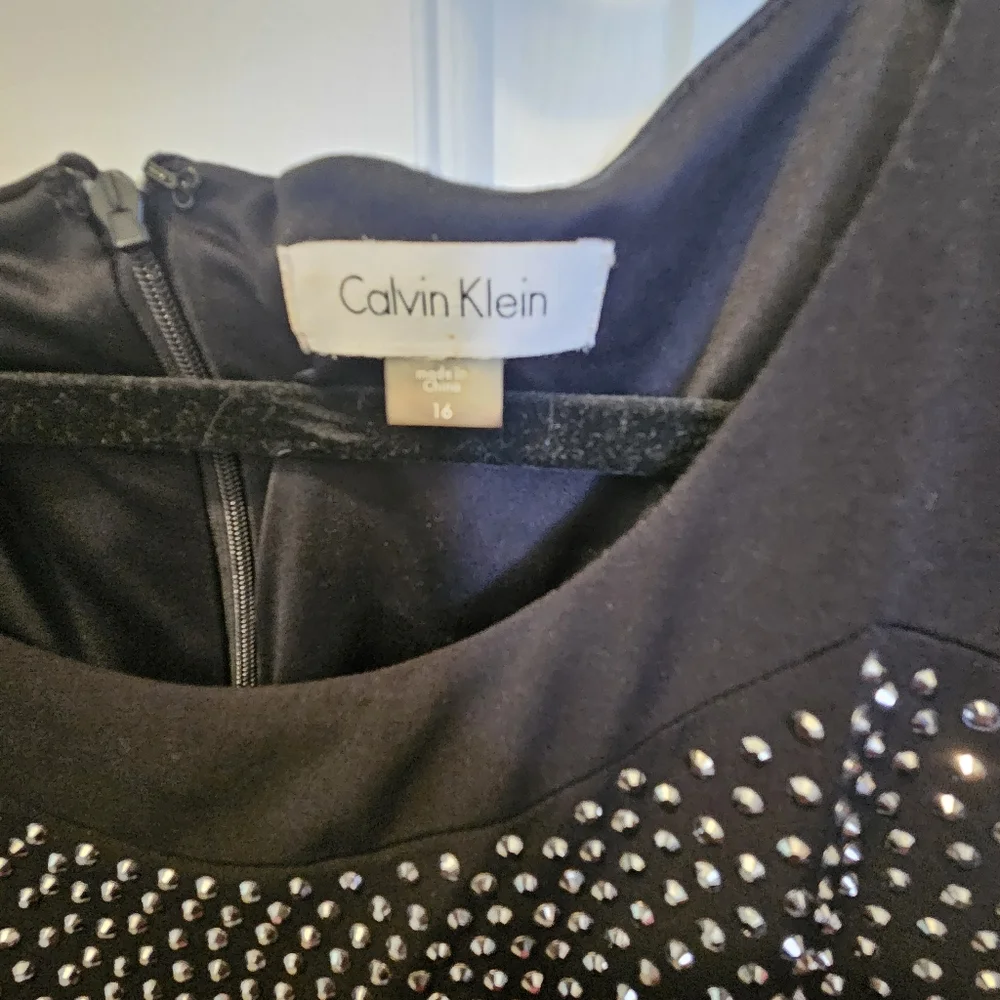 Calvin Klein Black dress with sequin front - Picture 3 of 5
